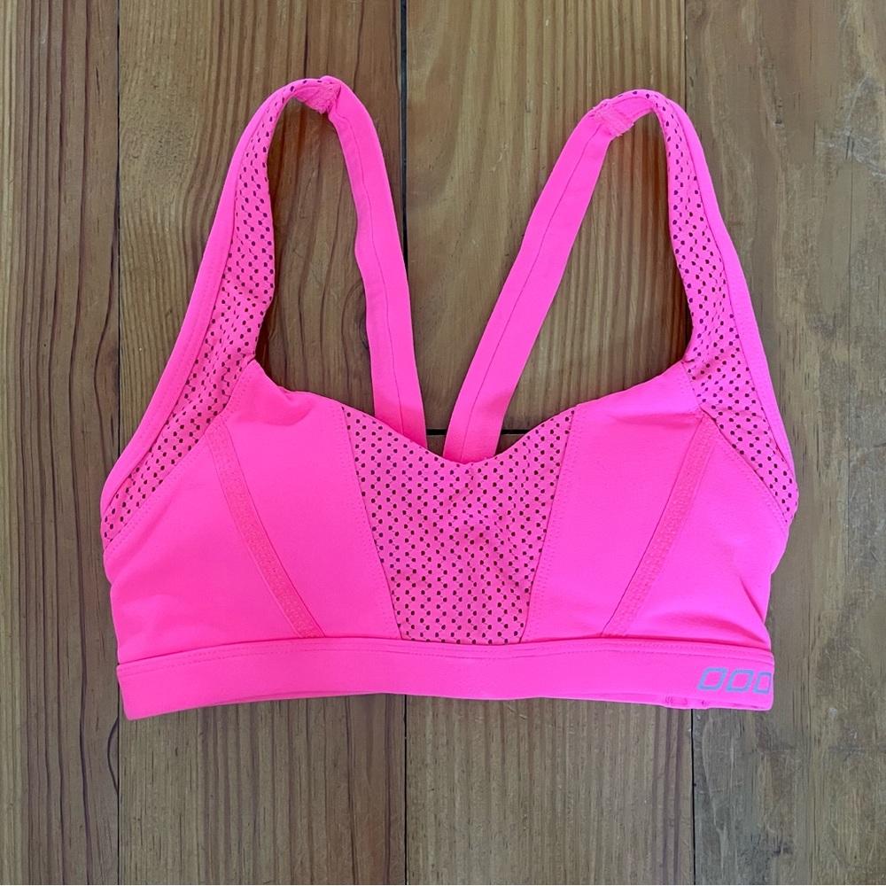 Lorna Jane sports bra
